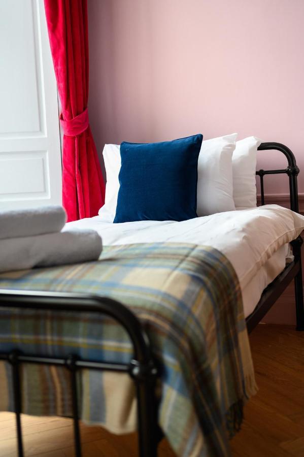 Spacious City Centre Family Room Эдинбург Экстерьер фото